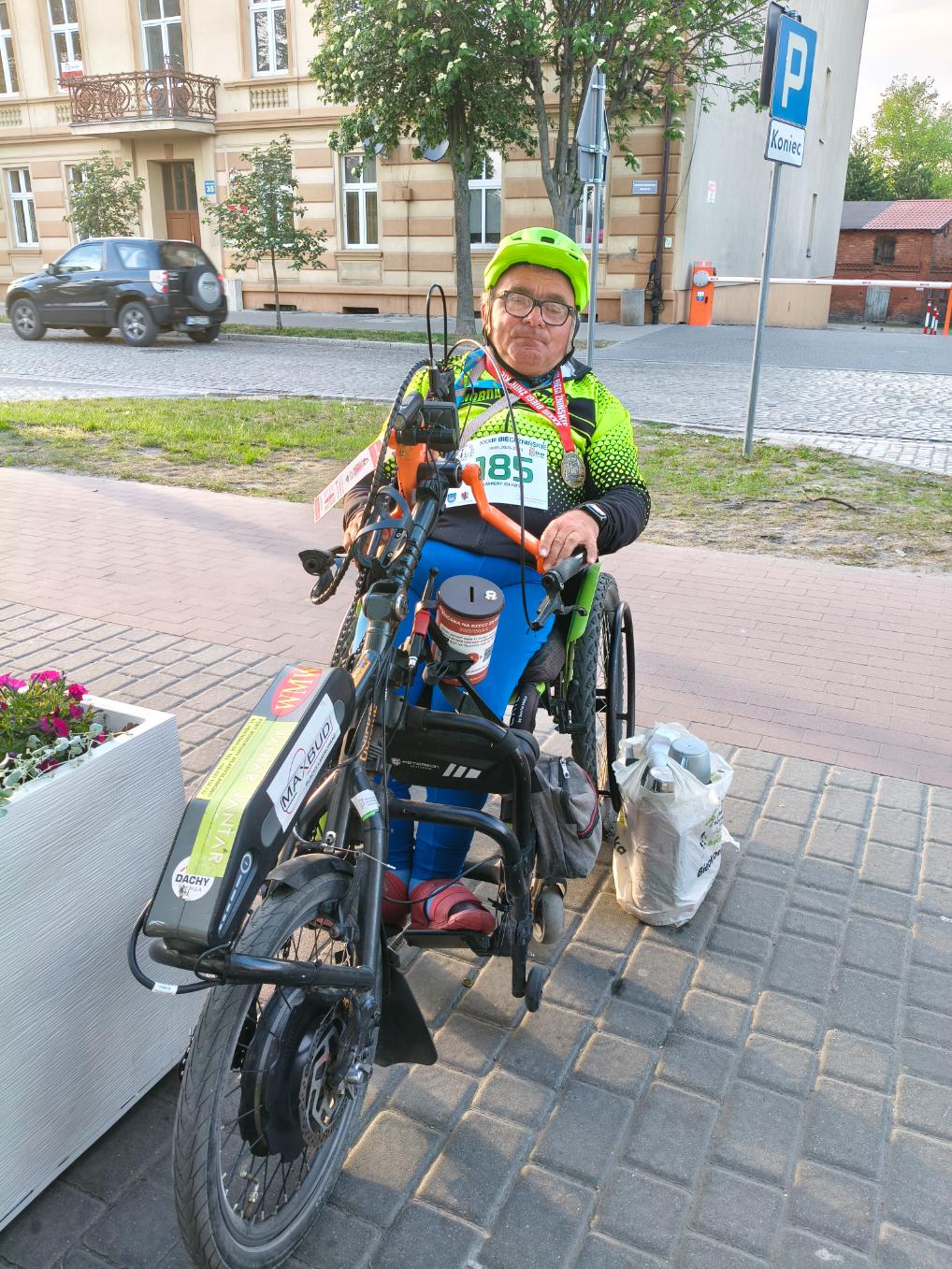 Zdjęcie do wpisu: Niedzielna zbiórka dla Zbyszka przy Żabce w Żninie.
